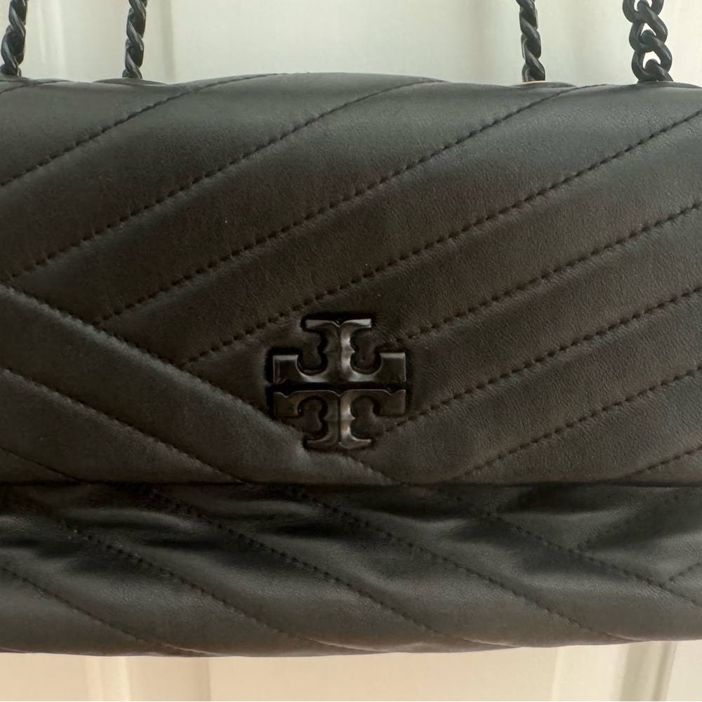 Tory Burch Black Quilted Leather Chain-Handle Shoulder Bag - Picture 8 of 13